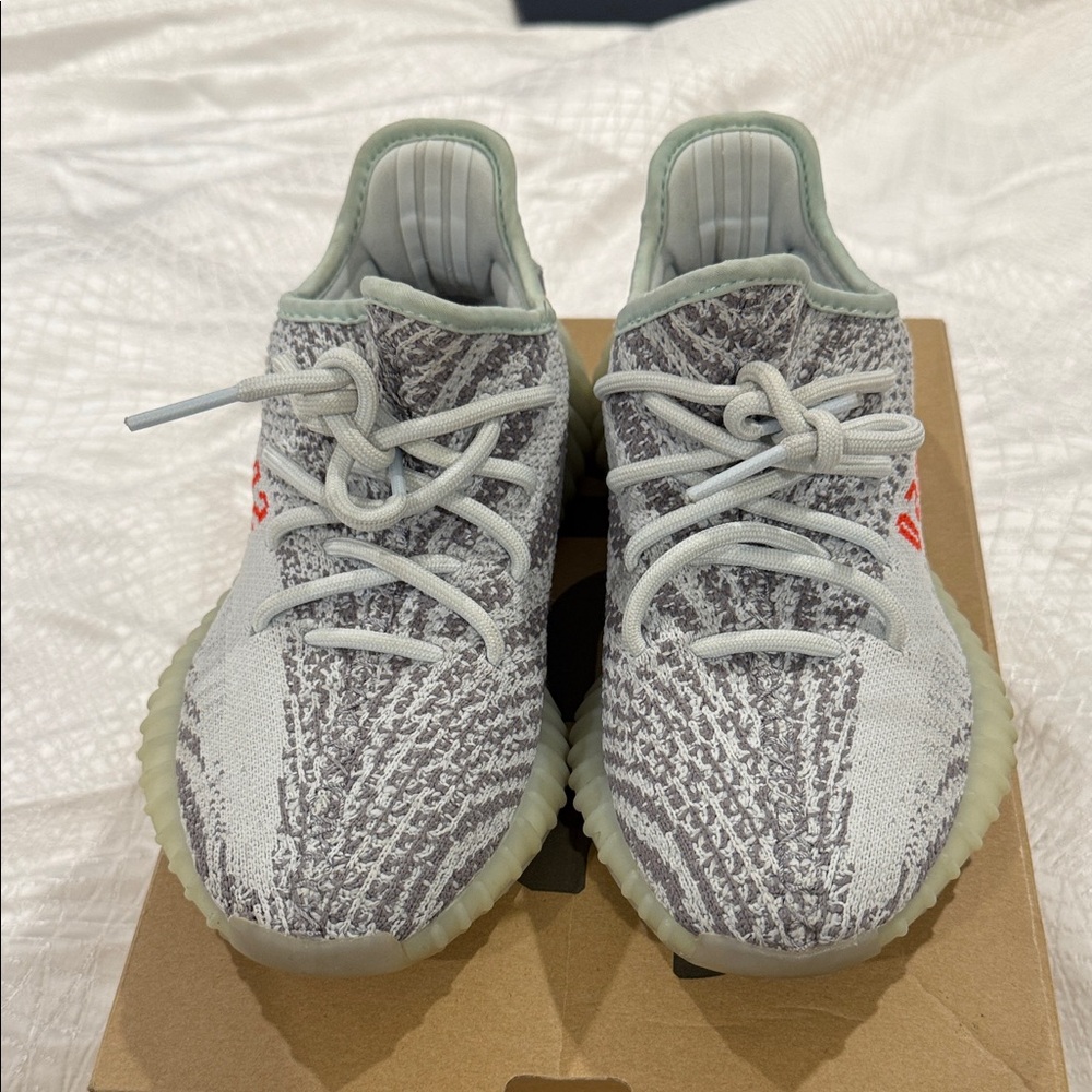 Yeezy Boost Sneakers - Picture 7 of 13